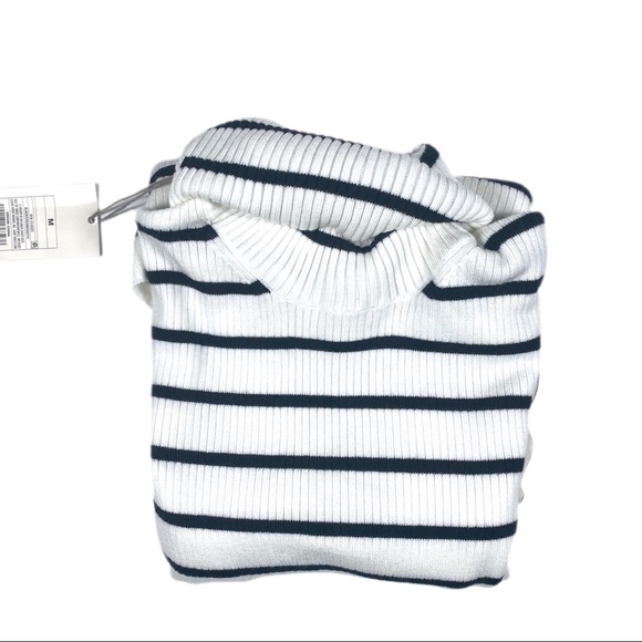 A New Day Cream Striped Long Sleeve Sweater Medium - Picture 8 of 11